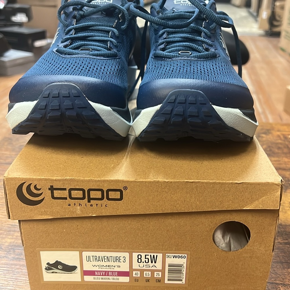 Women's Topo Athletic Ultraventure 3 - Picture 2 of 3